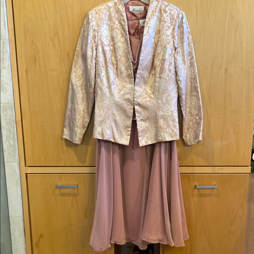 Michelangelo Pink/Mauve Metallic Jacket/Shell/Floor length skirt Set
